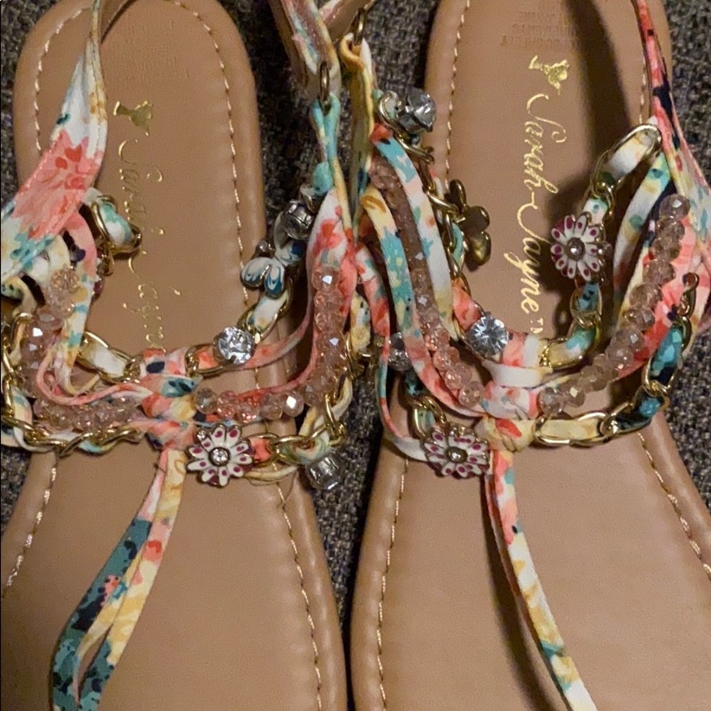 Sandals - Picture 5 of 5